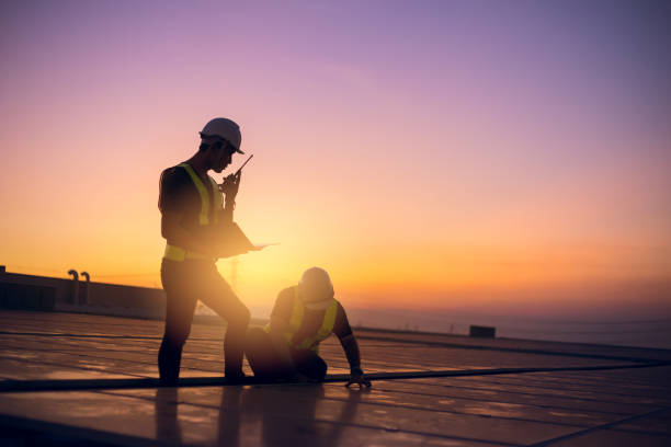 Best Commercial Roofing Services  in Mill City, OR